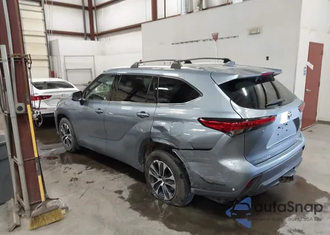 2021 Toyota Highlander Hybrid Xle из США, поврежденный, VIN 5TDHBRCH9MS031494